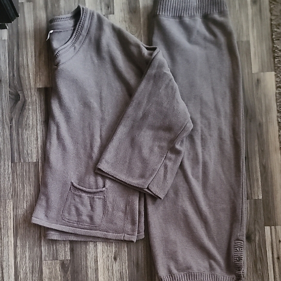 Sold!! - Picture 2 of 9